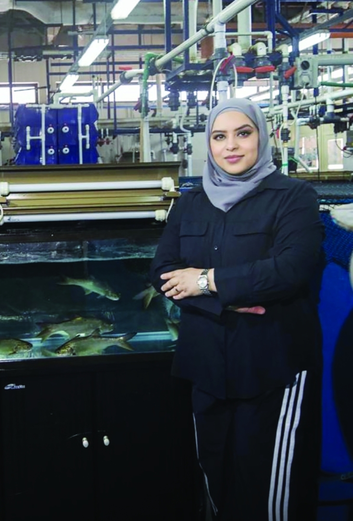 الياقوت بجانب أحد أحواض الأسماك المستزرعة 