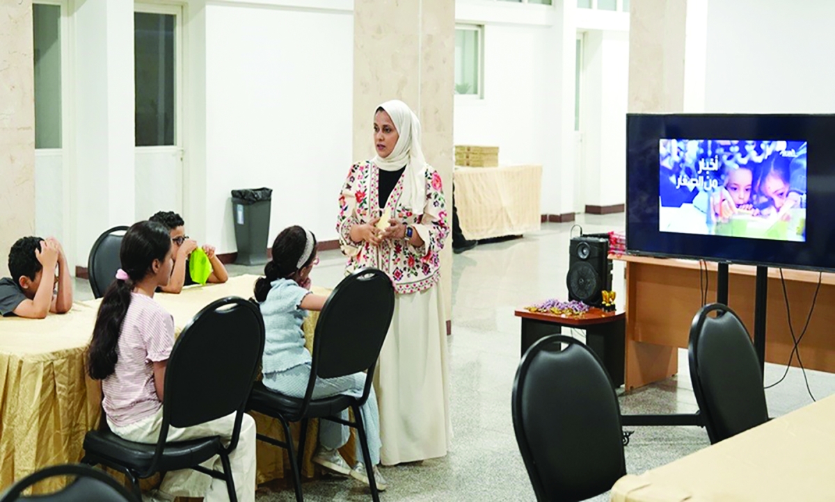 


التدريب على مهنة الإذاعة 