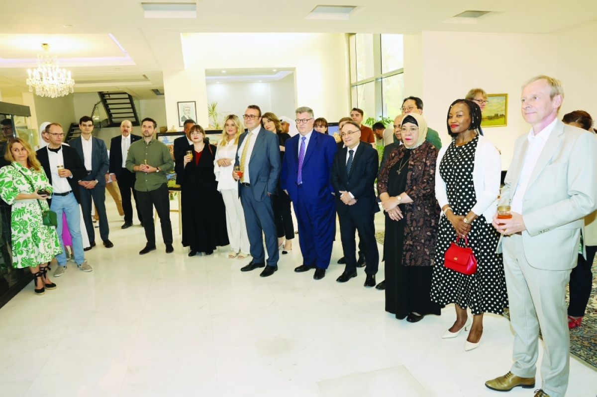 حضور دبلوماسي كبير