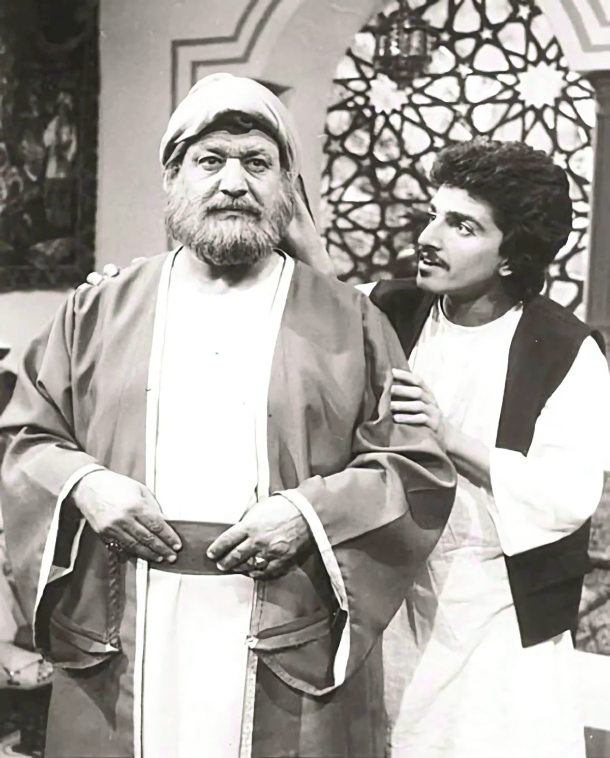 


المنيع في مشهد من أحد الأعمال 