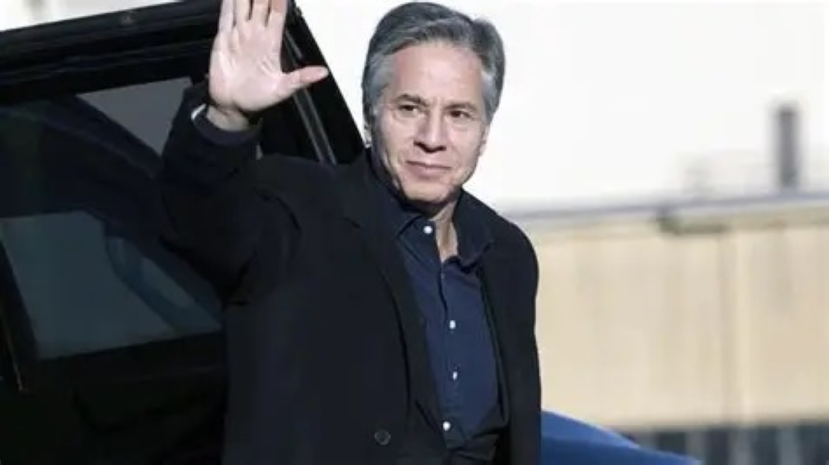 بلينكن يعتبر أن الحديث عن حل الدولتين يمكن أن ينتظر