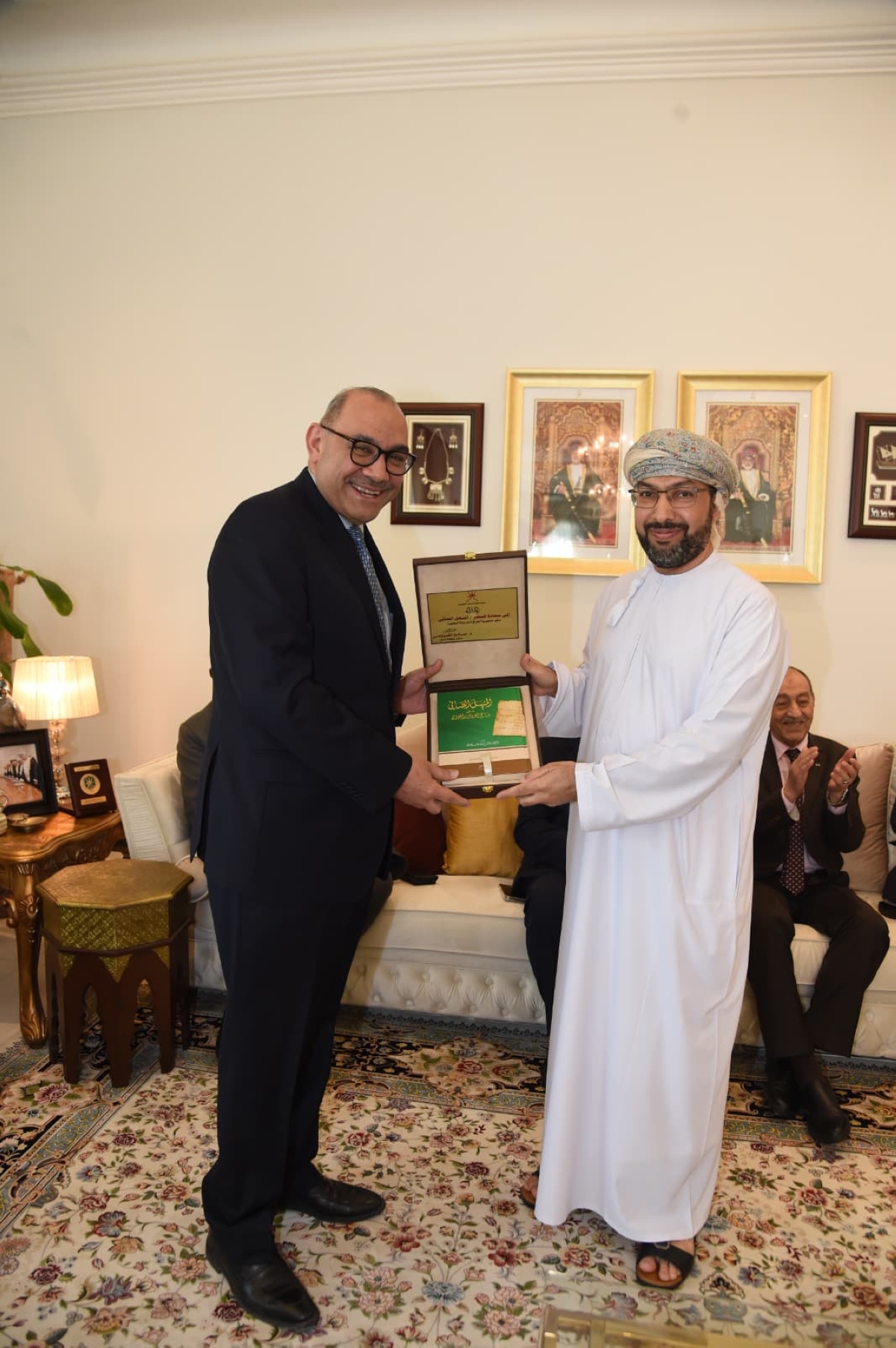 السفيران الخروصي والمنهل الصافي