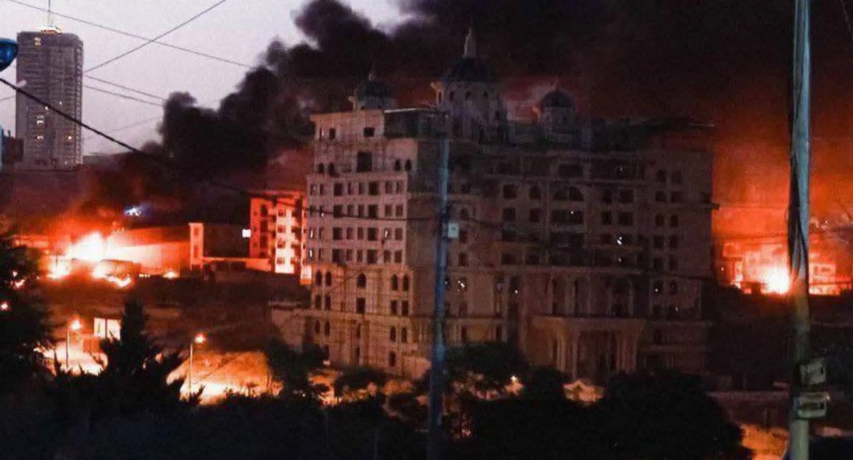 حريق في محيط فندق لالازار جراء الاشتباكات 