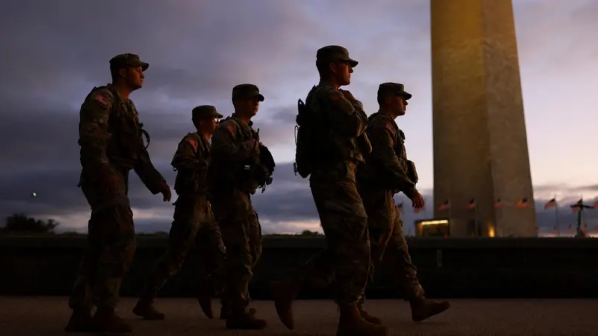 عناصر من الحرس الوطني الأميركي في شوارع واشنطن