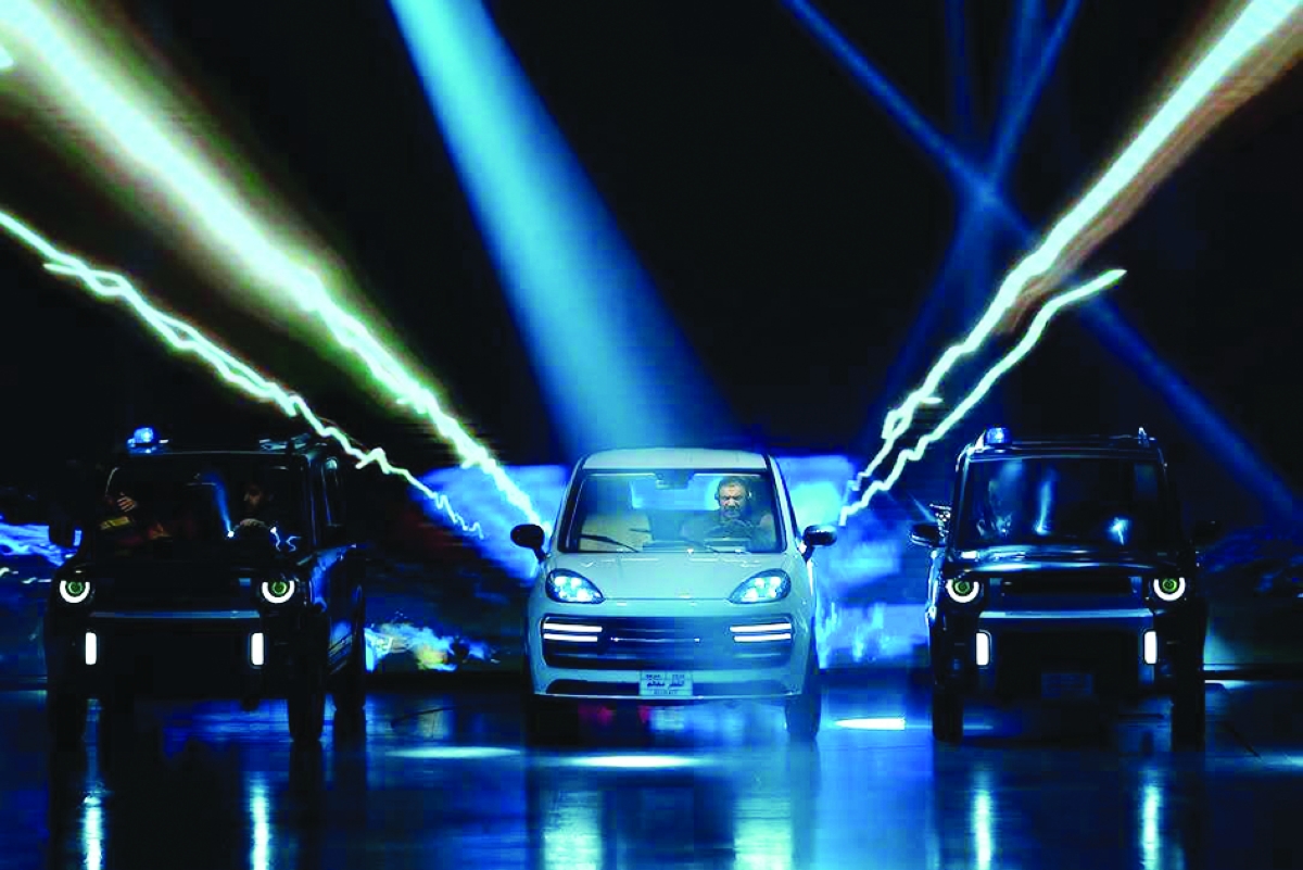 


مطاردة بالسيارات باستخدام «الغرافيك» 