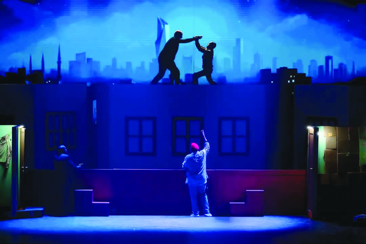 


مشهد من «الخطر معهم» 