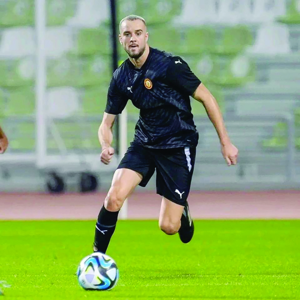 


لاعب القادسية الجديد فيكتور لكحل 