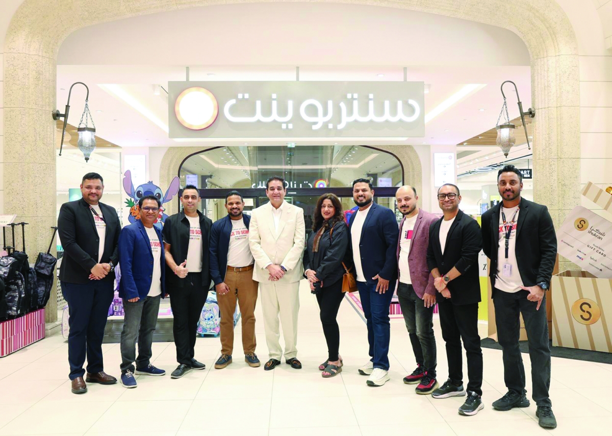 


جانب من موظفي الشركة في احتفال الإطلاق 