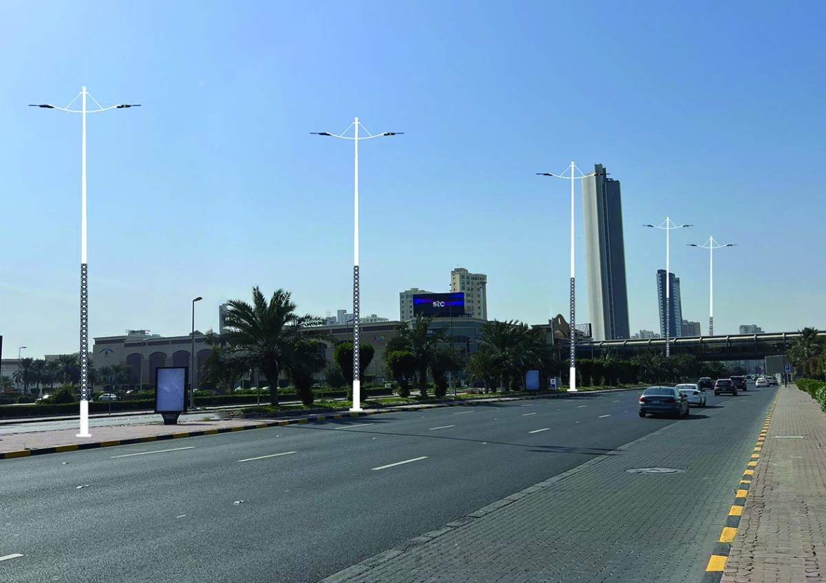 


تصاميم فاخرة لأعمدة الإنارة بشارع الخليج مستوحاة من التراث 