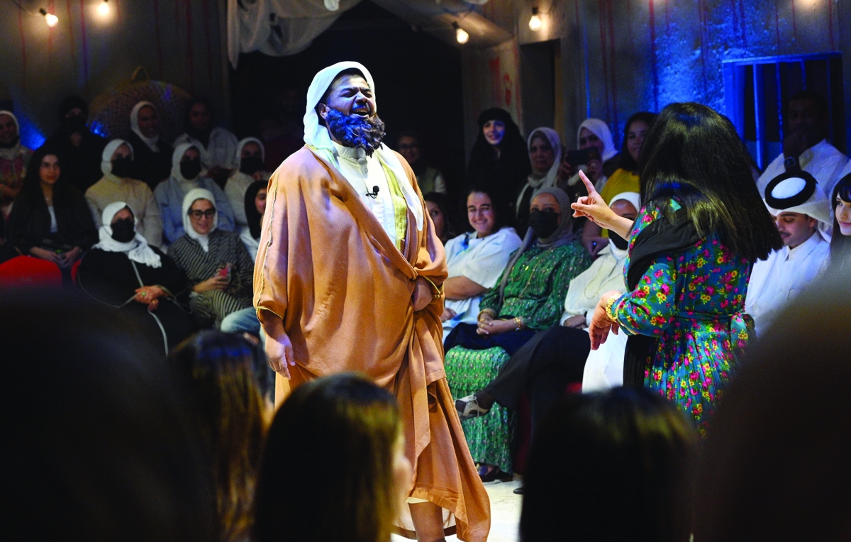 


«بوراشد» متقمصاً شخصية رجل الدين 