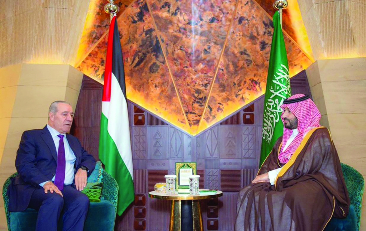 


محمد بن سلمان مستقبلاً الشيخ في الرياض 