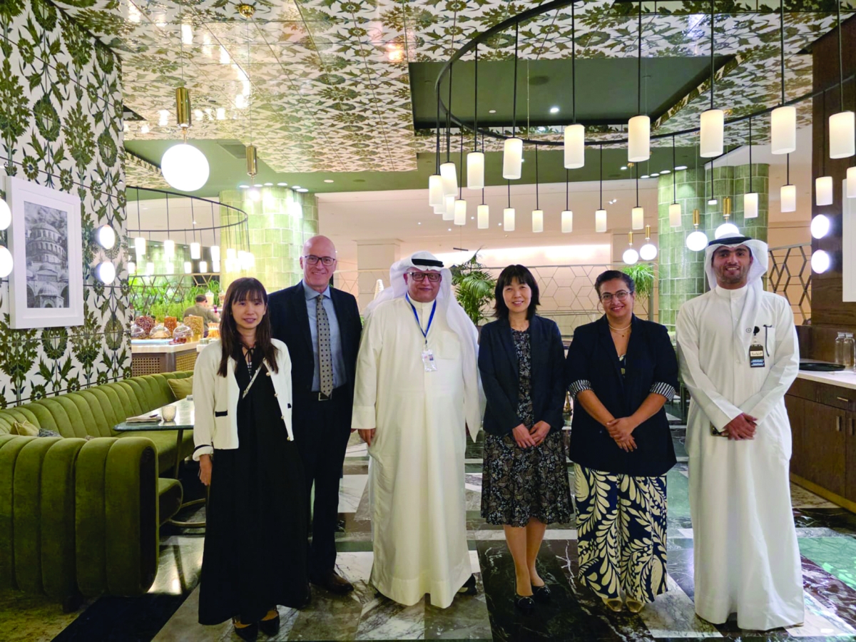 ماركو كانيكو مع ممثلي وسائل الإعلام