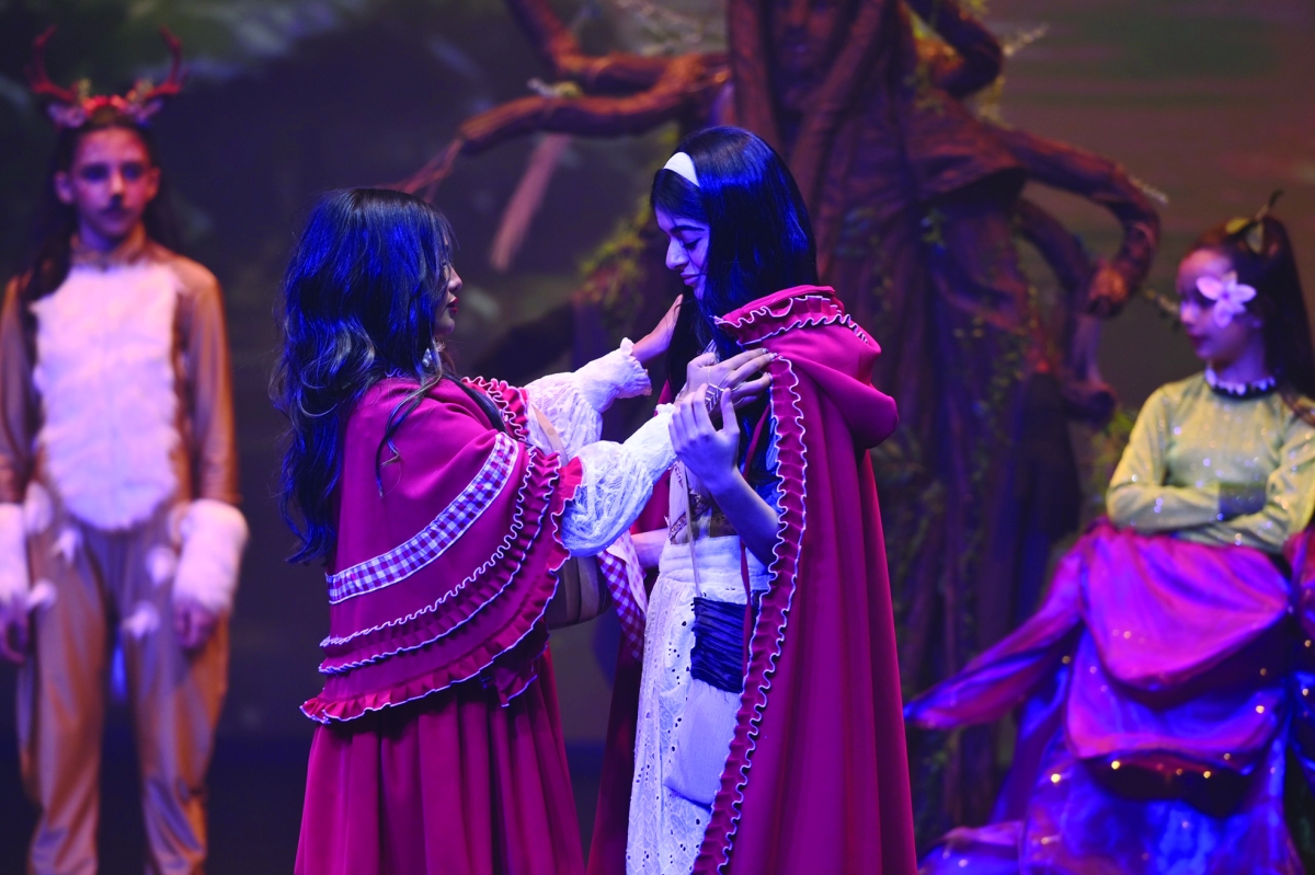 «سندريلا» كانت حاضرة