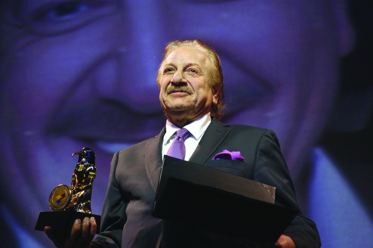 


المنصور مع التكريم 