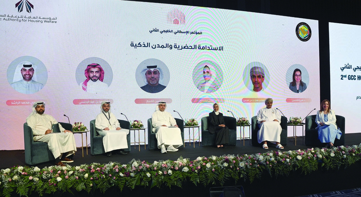 


المتحدثون في الجلسة الحوارية الثانية 