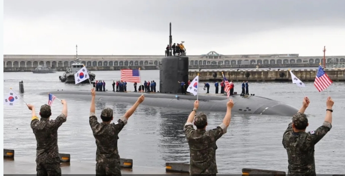 غواصة نووية أميركية