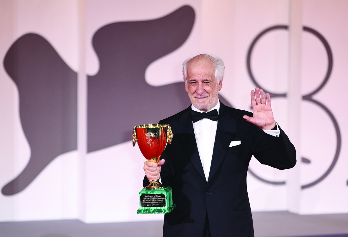 توني سيرفيلو فاز بجائزة أفضل ممثل