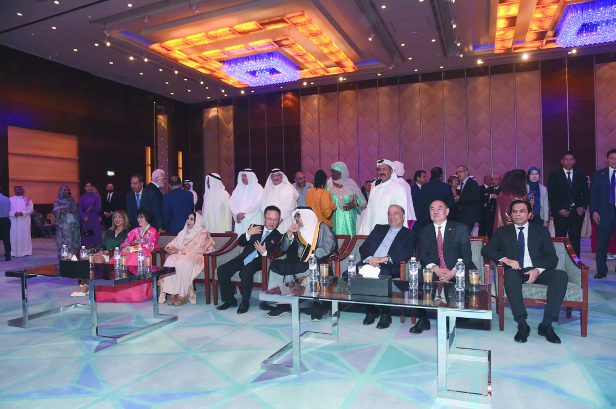 عدد من السفراء يتابعون الفيلم الوثائقي عن كوريا الديمقراطية الشعبية