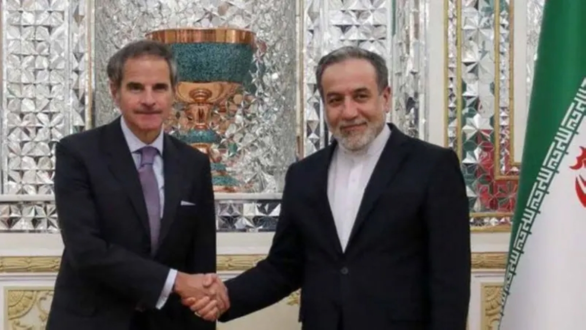 عباس عراقجي ورافايل غروسي