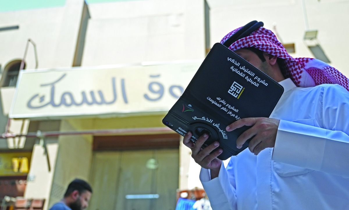 


من حملة تفتيشية على المحال المغلقة 