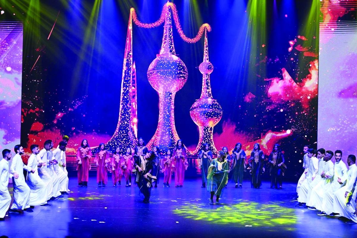 


أوبريت غنائي مُصغّر 