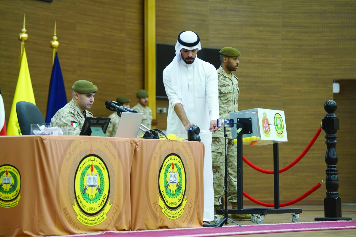 


إجراءات تنظيمية ضامنة لعدالة اختيار المرشحين 