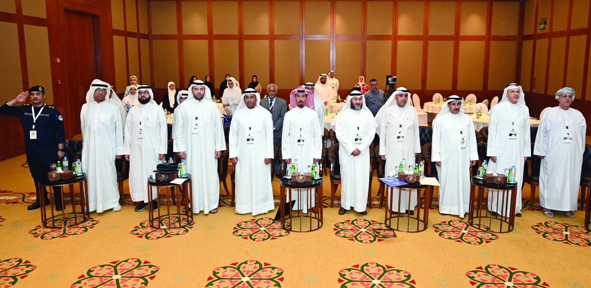 المشاركون في المؤتمر 	(تصوير أسعد عبدالله) 