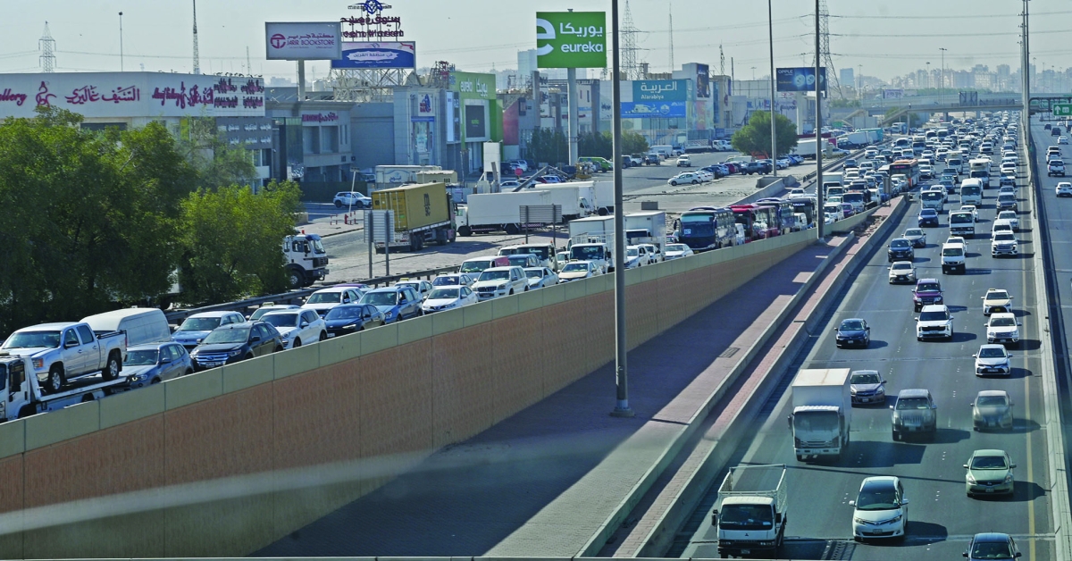الطرق شهدت زحاماً مع بدء الدوام المدرسي (تصوير نايف العقلة)