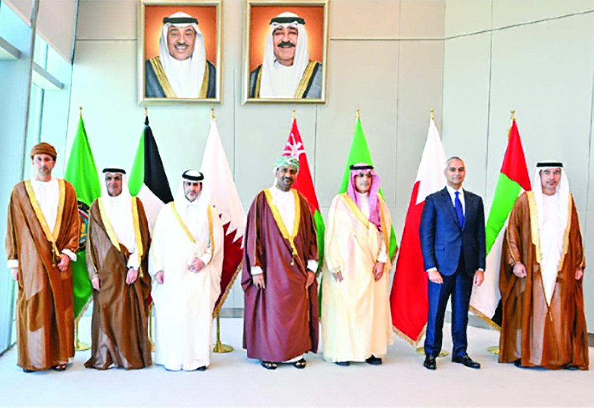 


أعضاء لجنة محافظي البنوك المركزية الخليجية 