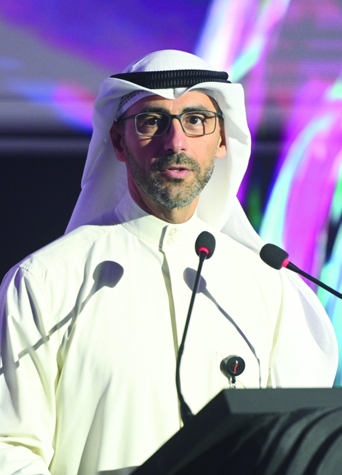 نواف السعود ملقياً كلمته في الملتقى	 (تصوير نايف العقلة) 