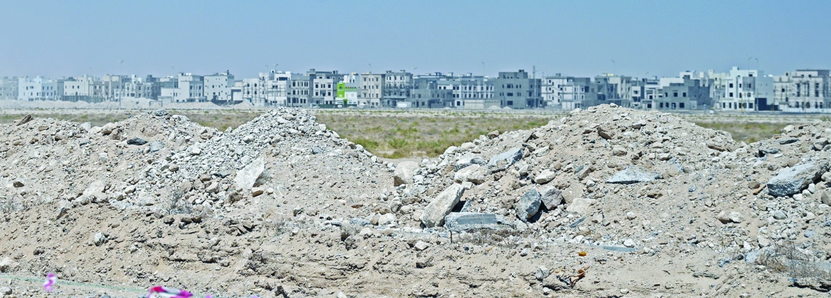 


مخلفات البناء... تهديد وتشويه 