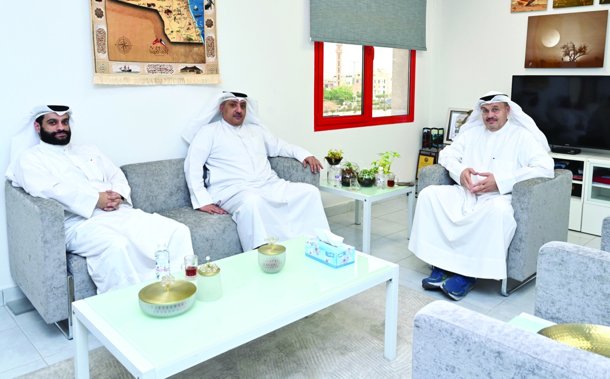 


رئيس التحرير مستقبلاً المطيري والمخيزيم 