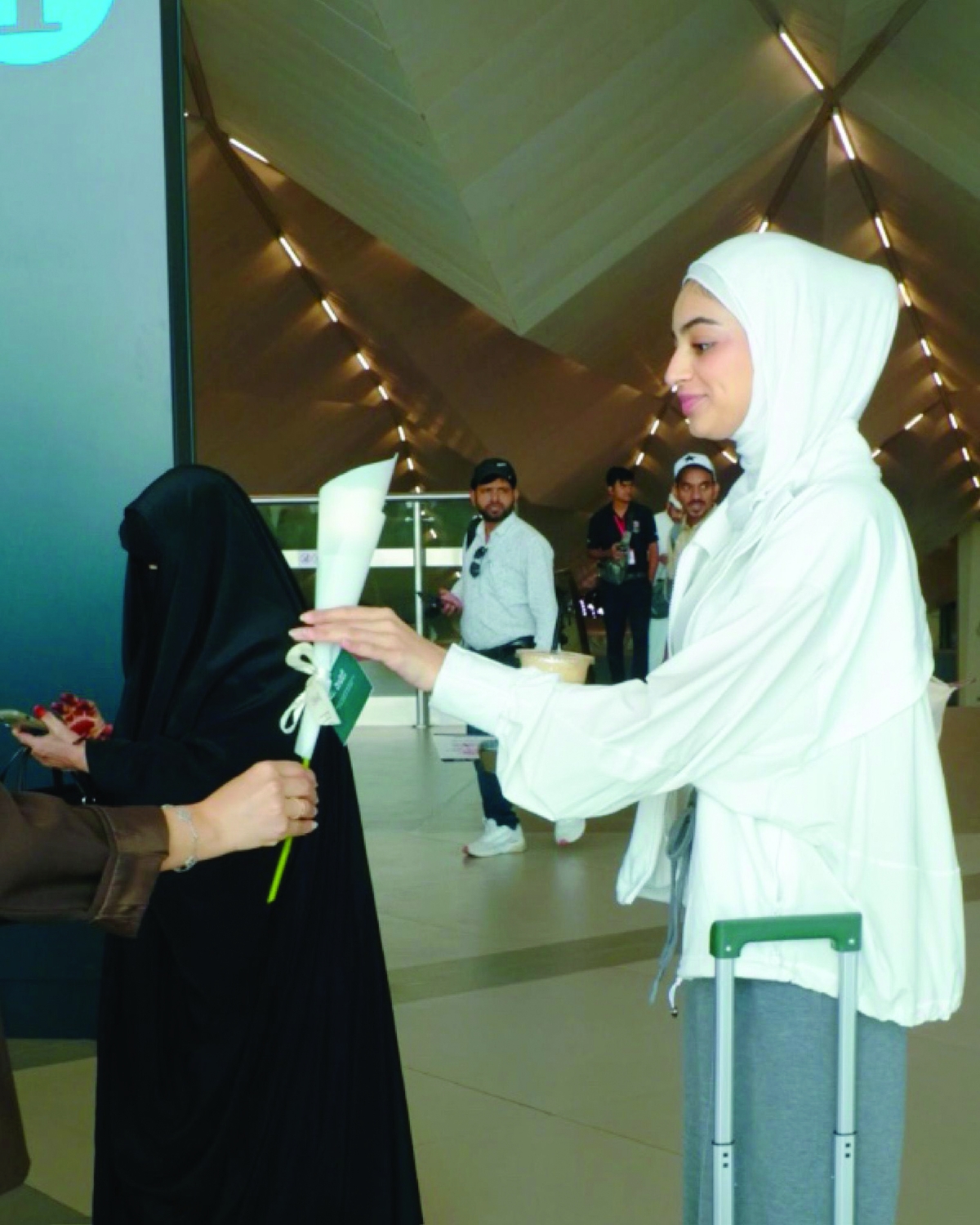 


وردة لمسافرة 