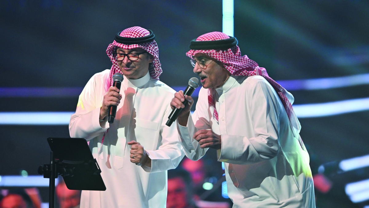 


عبدالمجيد عبدالله مع خالد الشيخ 