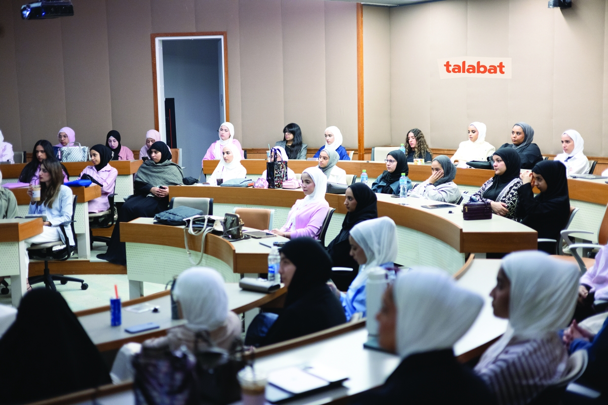 جانب من المشاركات