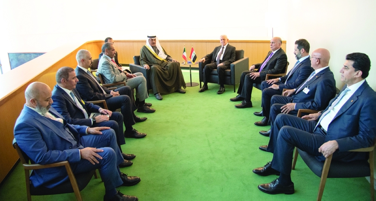 ممثل سمو الأمير مع رئيس العراق والوفد المرافق