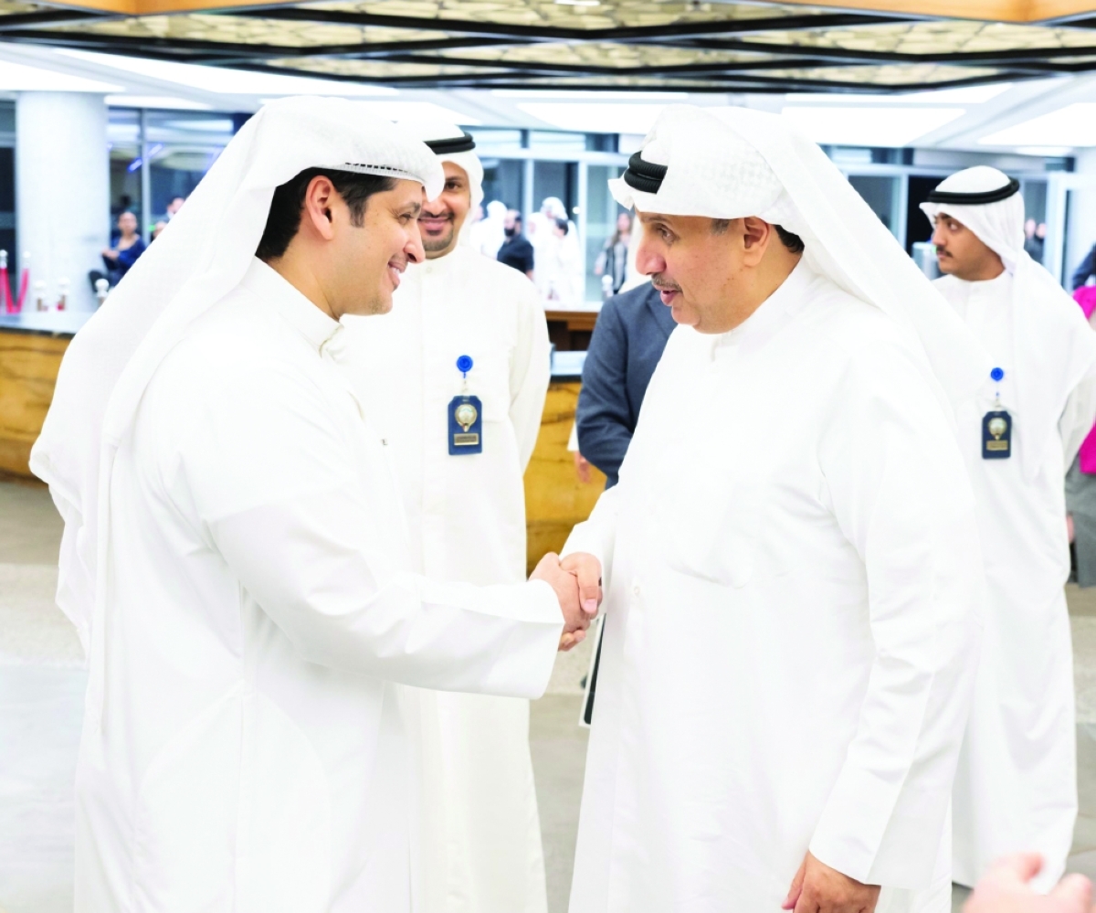 حديث بين حمد جابر العلي وعبدالرحمن المطيري