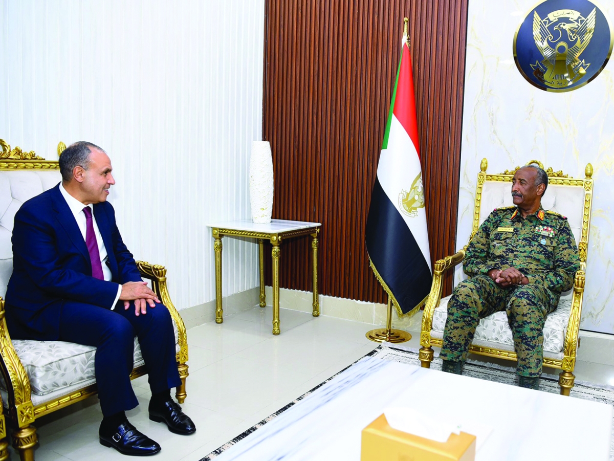 البرهان مستقبلاً عبدالعاطي في بورسودان