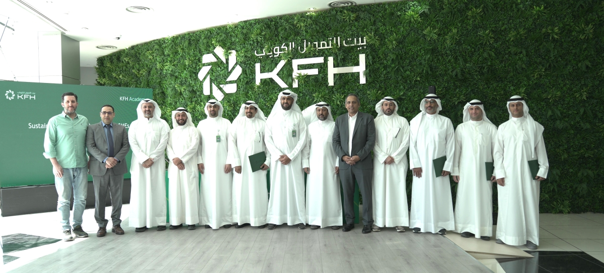 صورة جماعية للشركات المشاركة