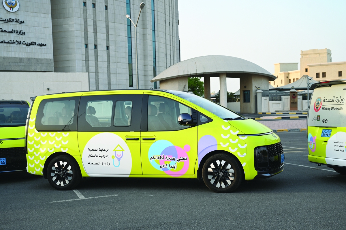 سيارة الإسعاف الخاصة بالرعاية المنزلية للأطفال (تصوير نايف العقلة)