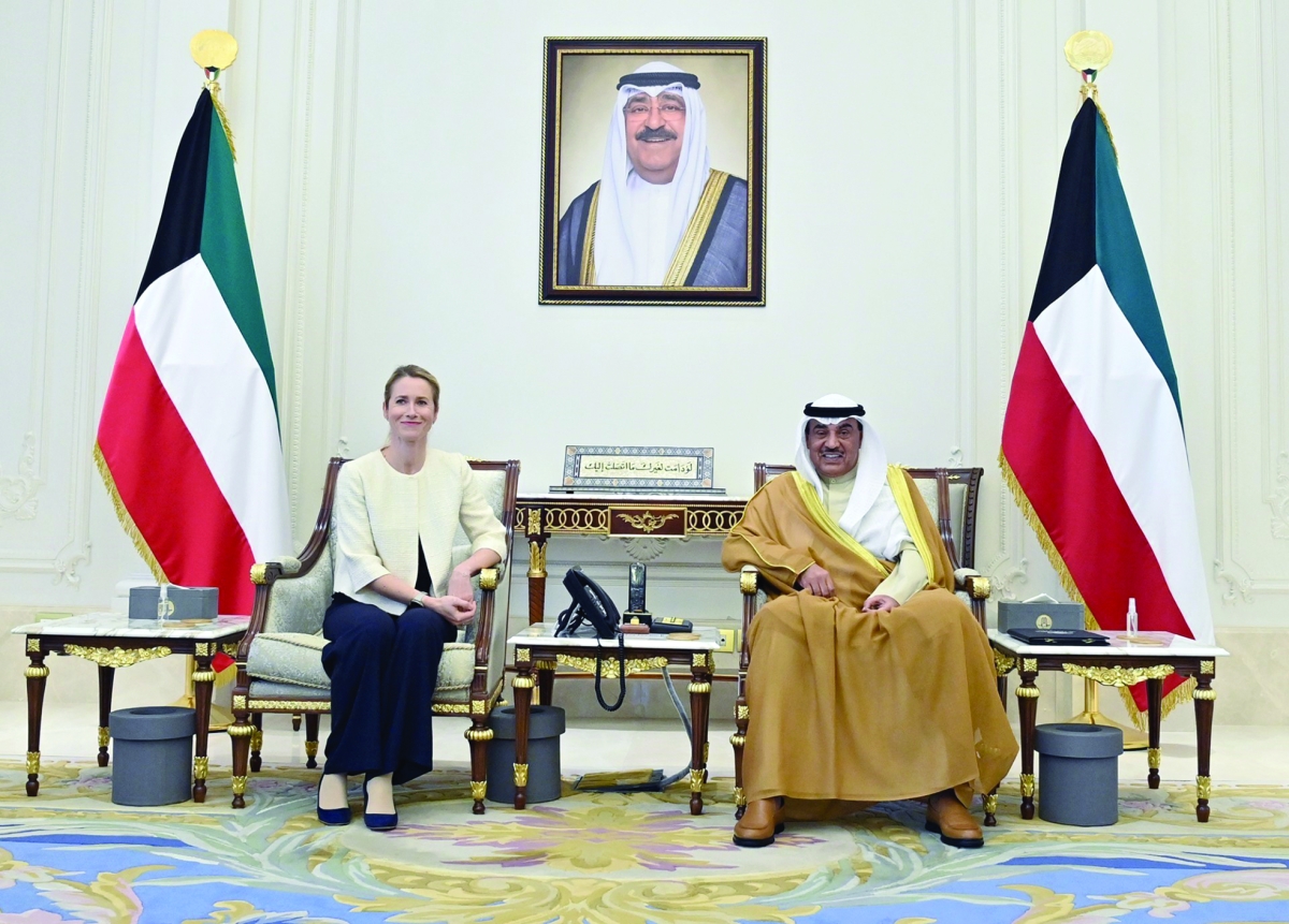 سمو ولي العهد مستقبلاً الممثل الأعلى للاتحاد الأوروبي للشؤون الخارجية والسياسية والأمنية