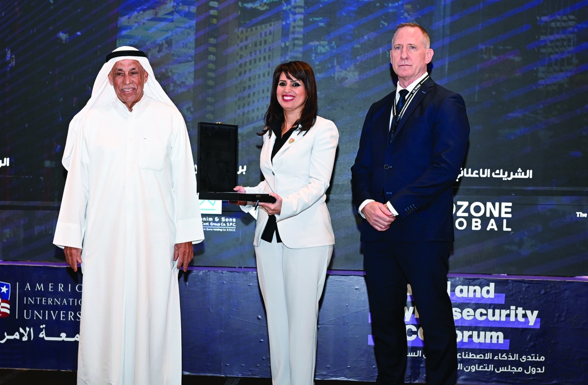 تكريم الدكتورة عبير العوضي 