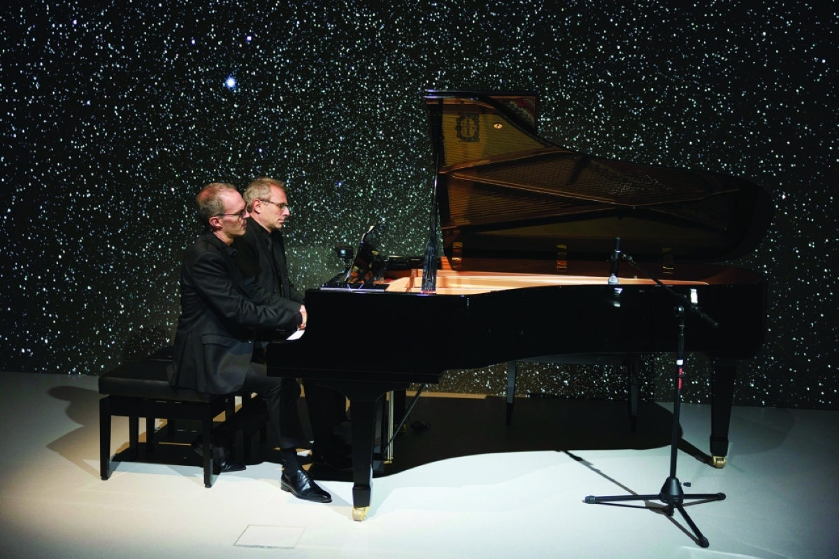 ماكسيم زكّيني ودافيد بيسموث 