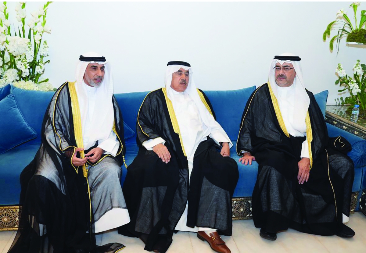 


مُحافظ العاصمة الشيخ عبدالله سالم العلي مُهنّئاً 