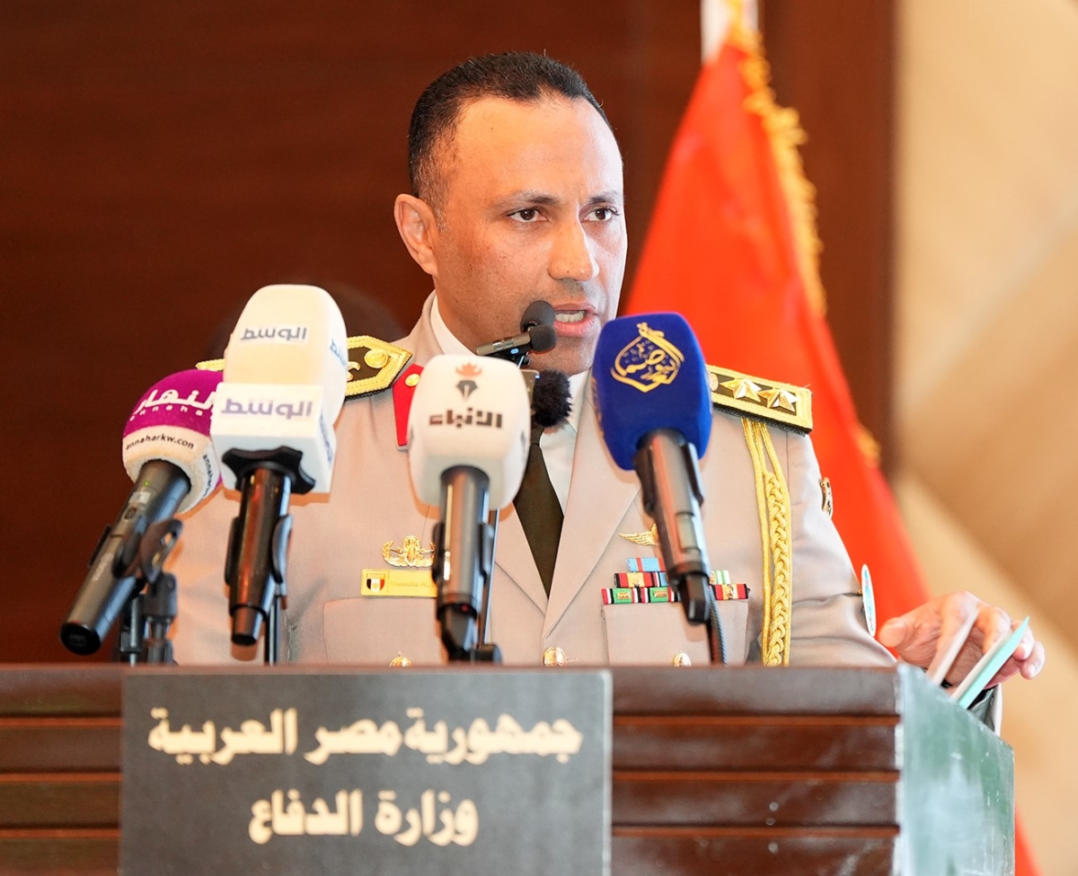  الملحق العسكري في السفارة المصرية العقيد مصطفى الدلال 