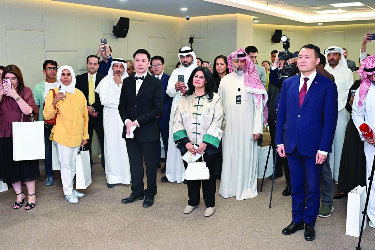   الحضور خلال الاحتفالية