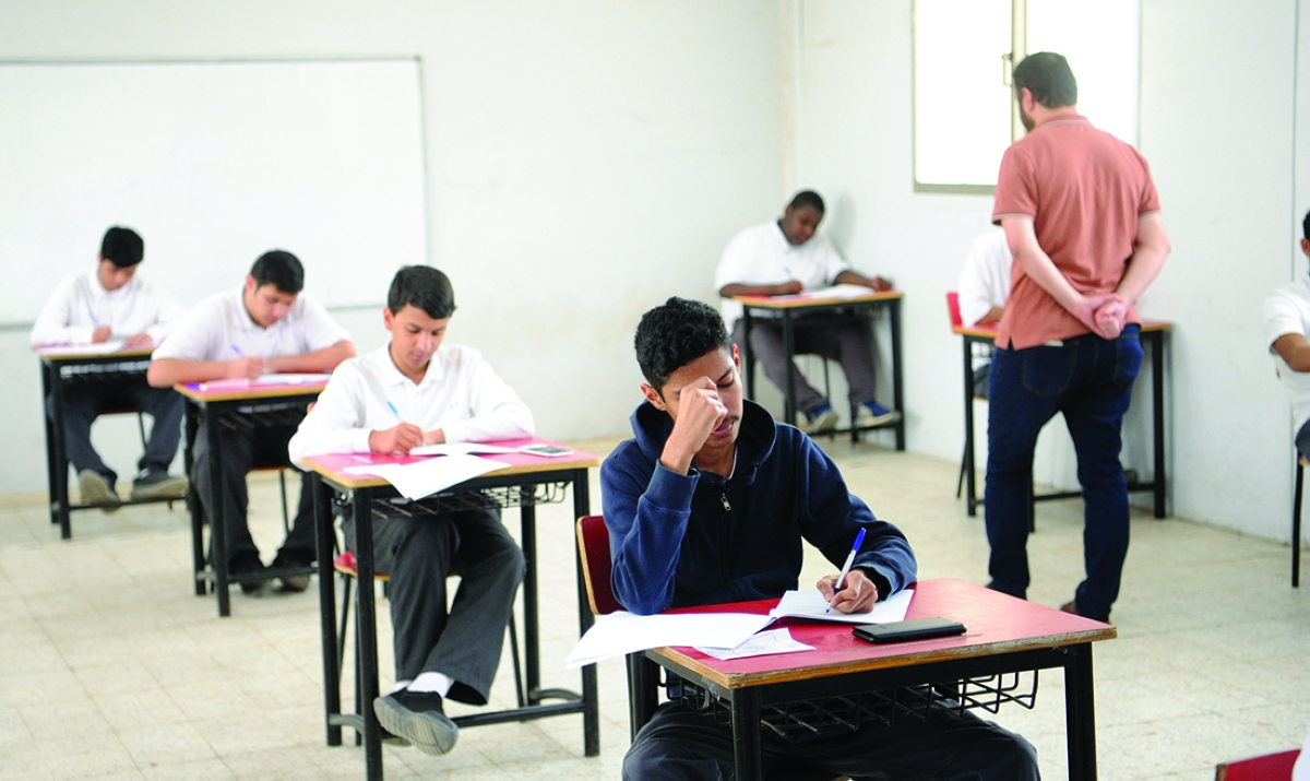 الاختبارات القصيرة... نهاية الشهر 