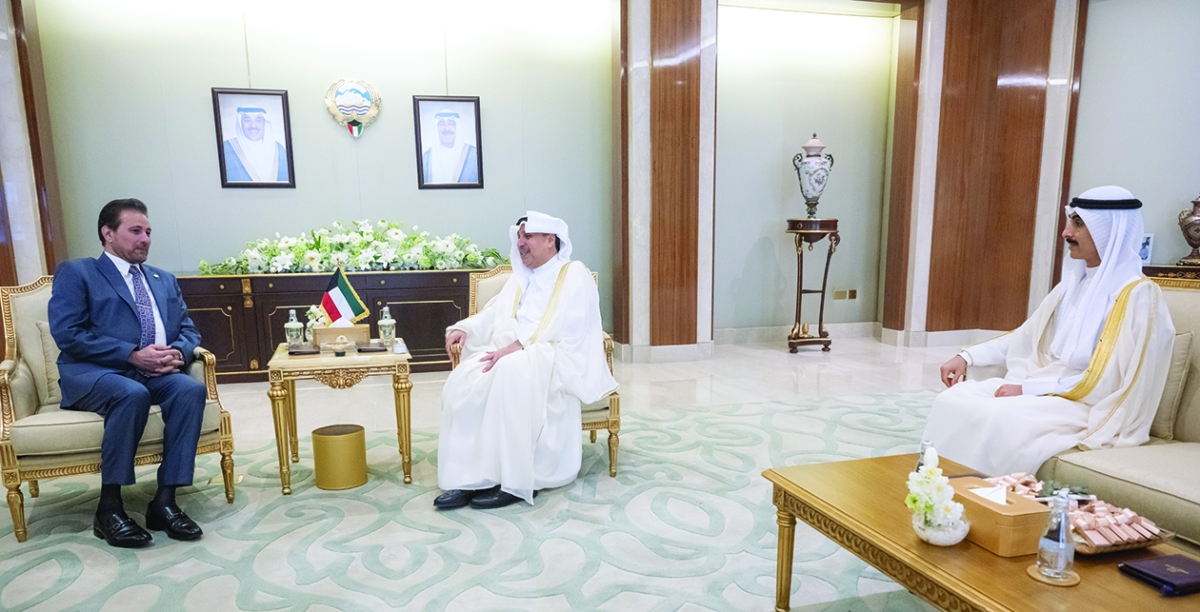 ولدى استقبال سفير نيكاراغوا