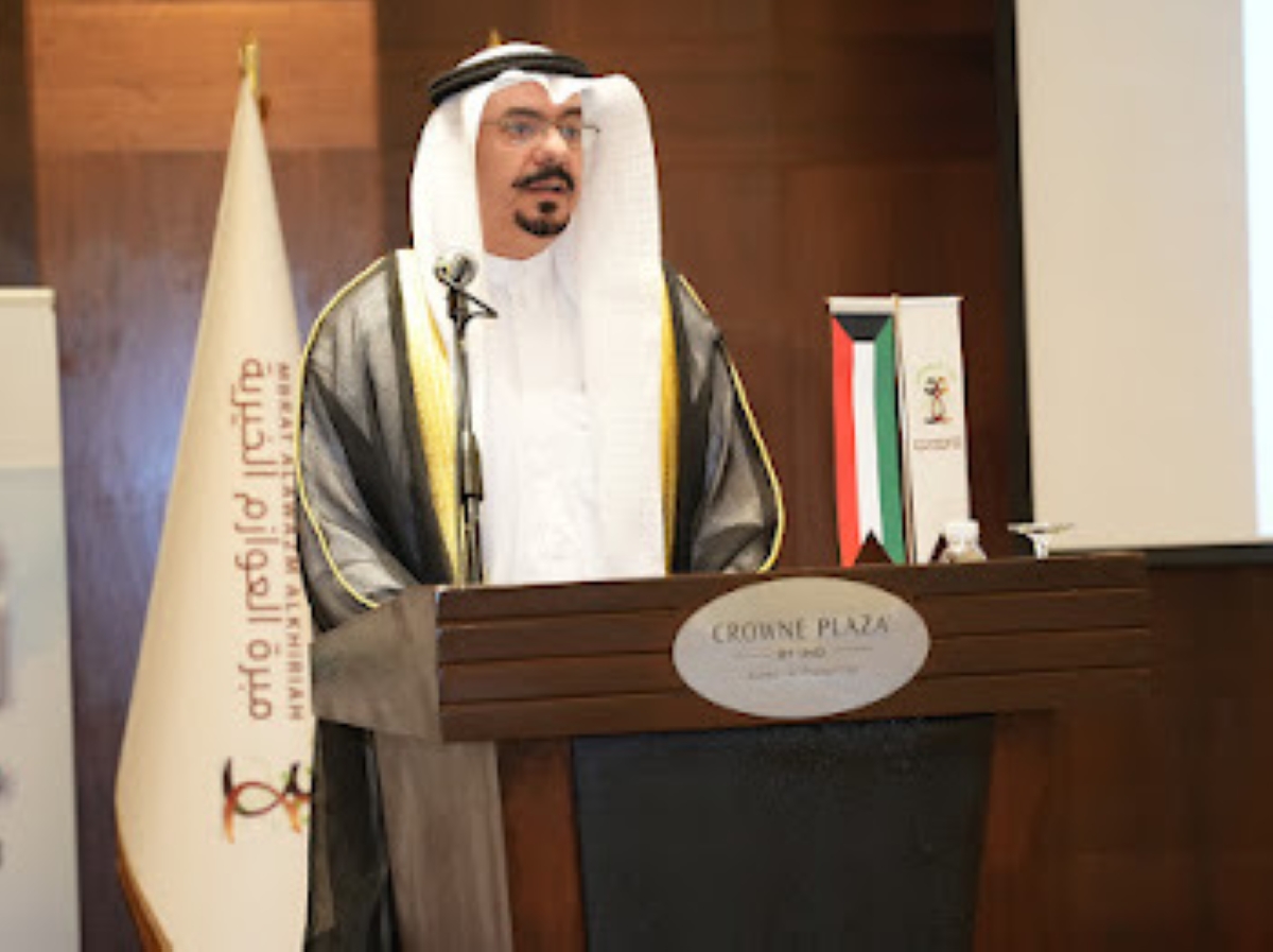 حمد البسيس متحدثاً