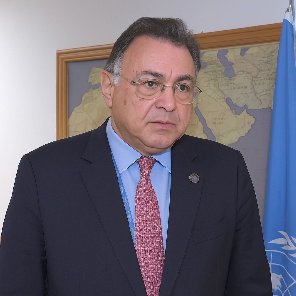 الدكتور أدهم رشاد